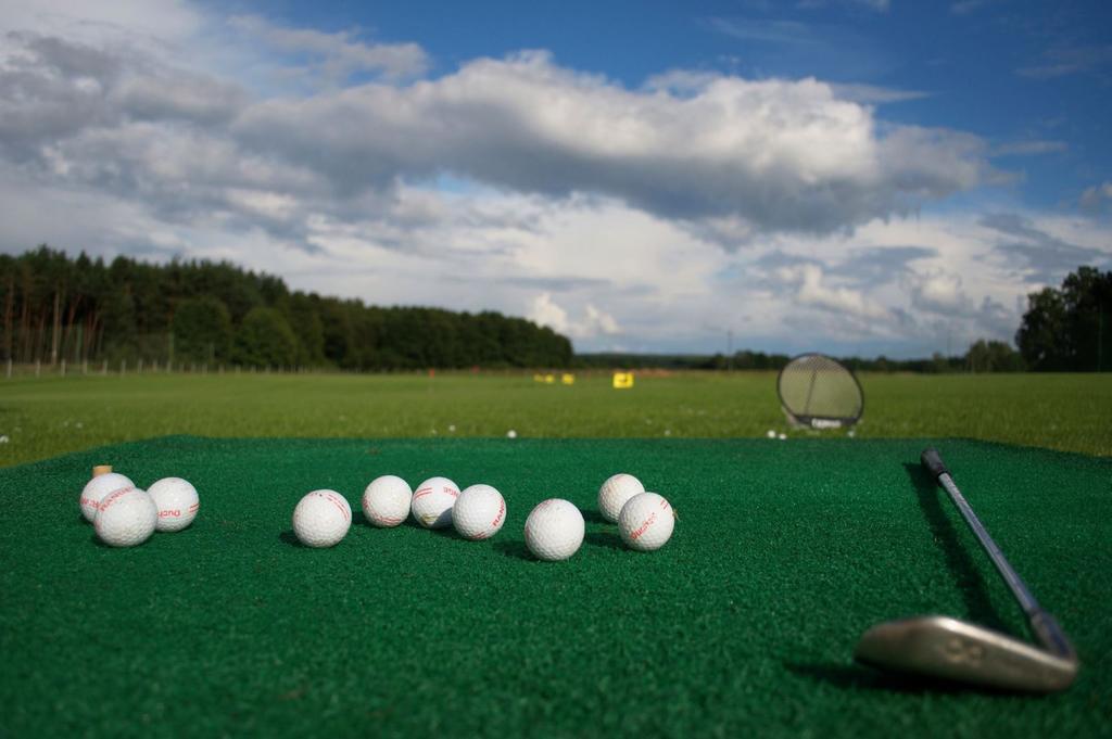 Golf Zajazd Zajaczkowo Slupsk Exterior photo