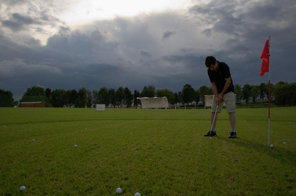 Golf Zajazd Zajaczkowo Slupsk Exterior photo